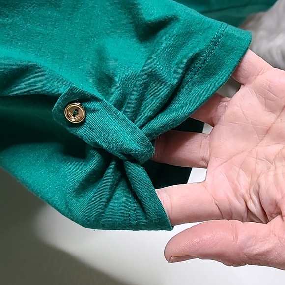 Top Size 1X Short Sleeve Lightweight Festive Holiday Party Career Office Classic - Picture 3 of 6